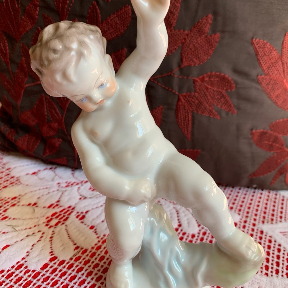 Traditional Hungarian ceramics.